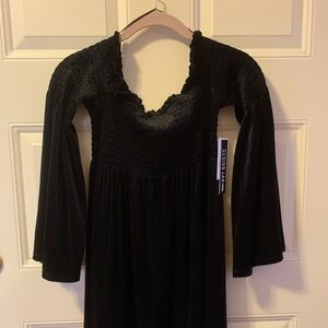 Brand New with tags. Design Lab off the shoulder black velvet dress